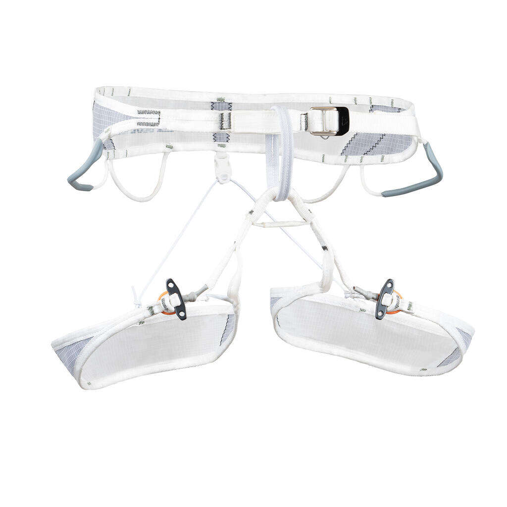 Blue Ice Choucas pro – Alpinsele med imponerende lav vekt - Bilde 2