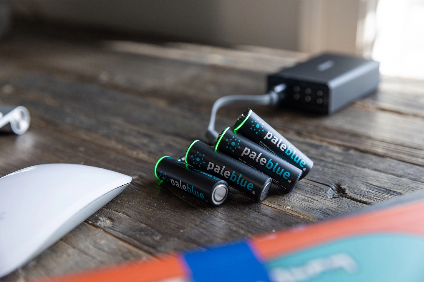 Pale Blue Li-Ion Rechargeabl AAA Battery - Bilde 8